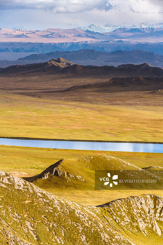 中国新疆巴音郭楞蒙古自治州和静县巴音布鲁克九曲十八弯自然风景区图片素材