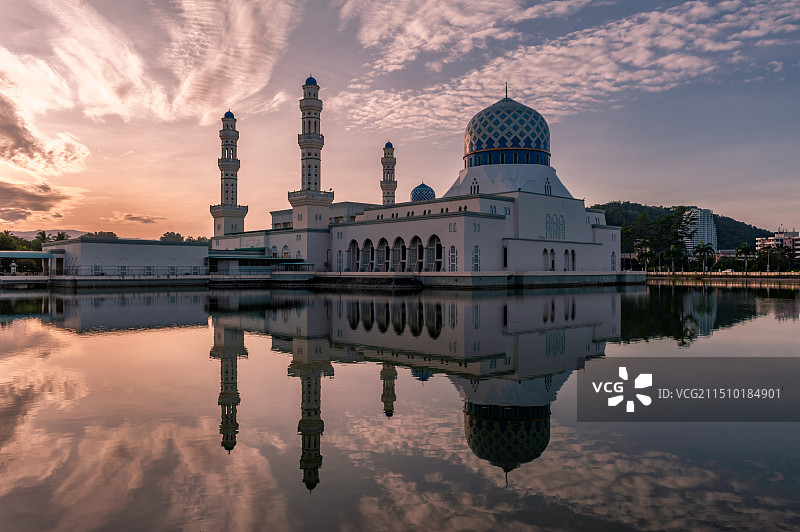 马来西亚水上清真寺 仙本那卡帕莱图片素材