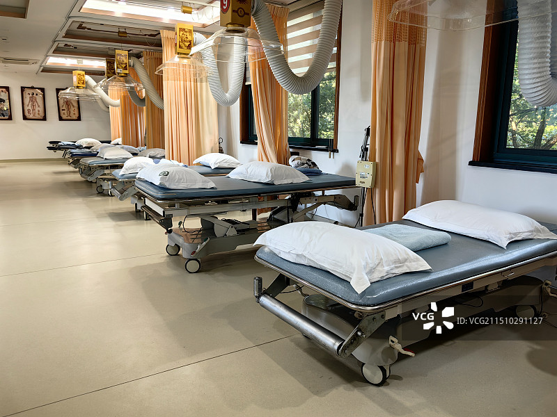 中医馆的艾灸室图片素材