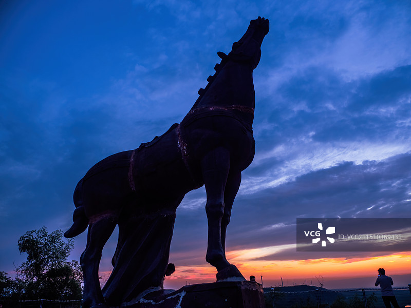 河南省 郑州市 荥阳市 鸿沟 铁马长嘶图片素材