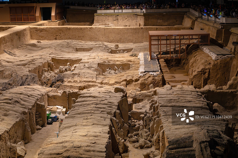 陕西临潼秦始皇陵兵马俑博物馆二号坑图片素材