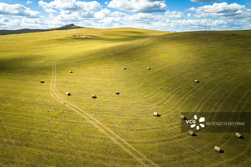 空中俯视草原牧草+科尔沁图片素材