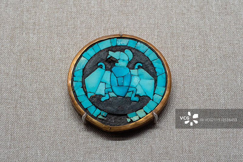 美洲印加文化莫切文化文物绿松石蝙蝠装饰耳饰图片素材