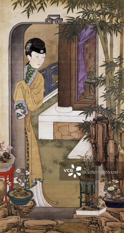 清代宫廷画，雍正十二美人图，倚门观竹图片素材