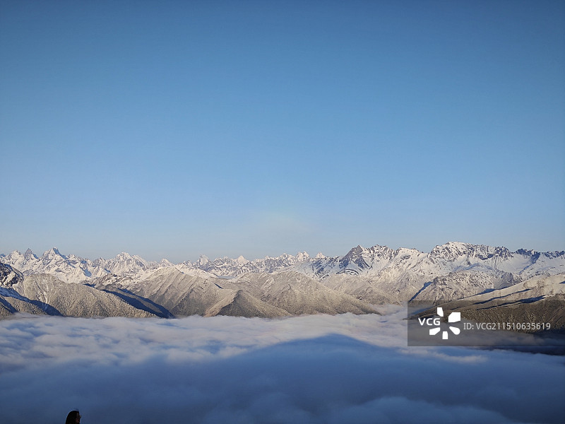 达瓦更扎等一场日出图片素材