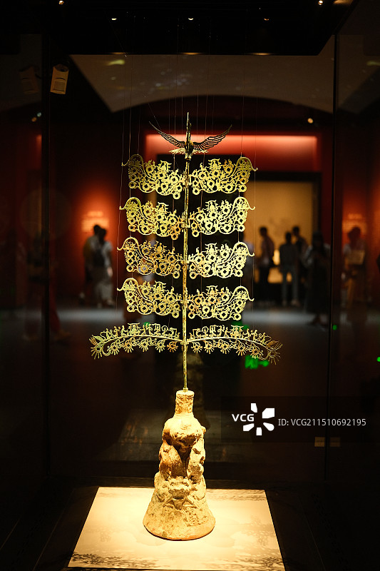 四川博物馆摇钱树图片素材