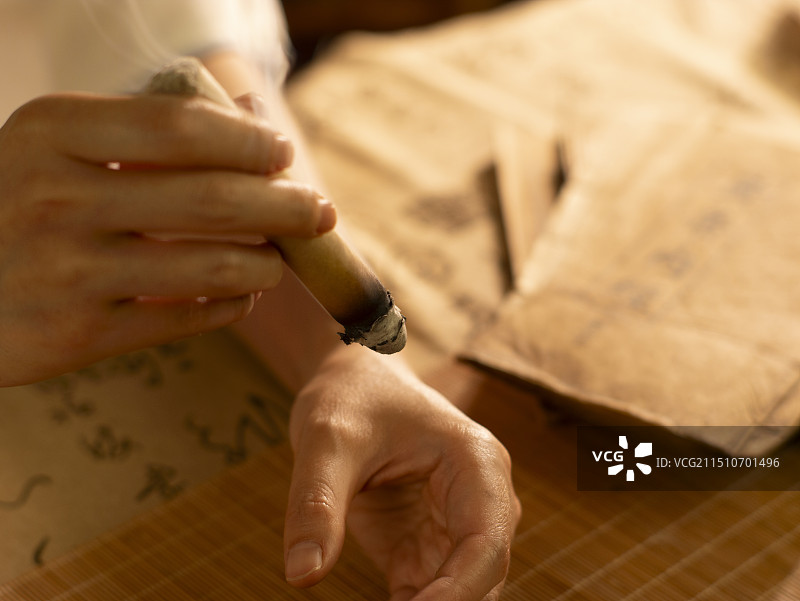 中医艾灸艾草图片素材