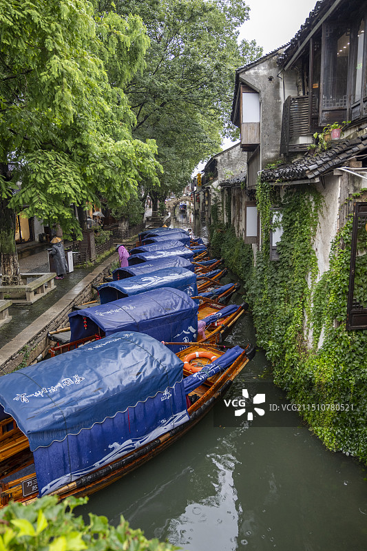2024年6月23日 江南小河上的小船图片素材
