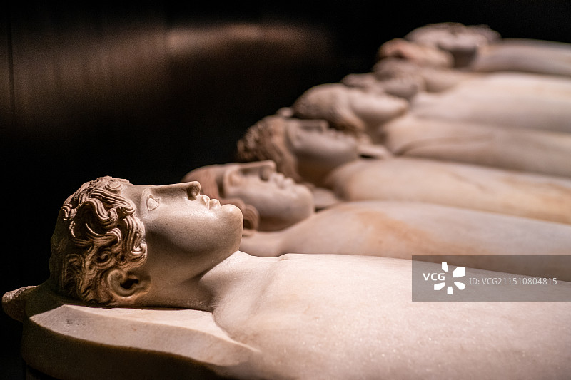 黎巴嫩首都贝鲁特国家博物馆重要文物藏品——公元前5世纪的西顿石棺图片素材