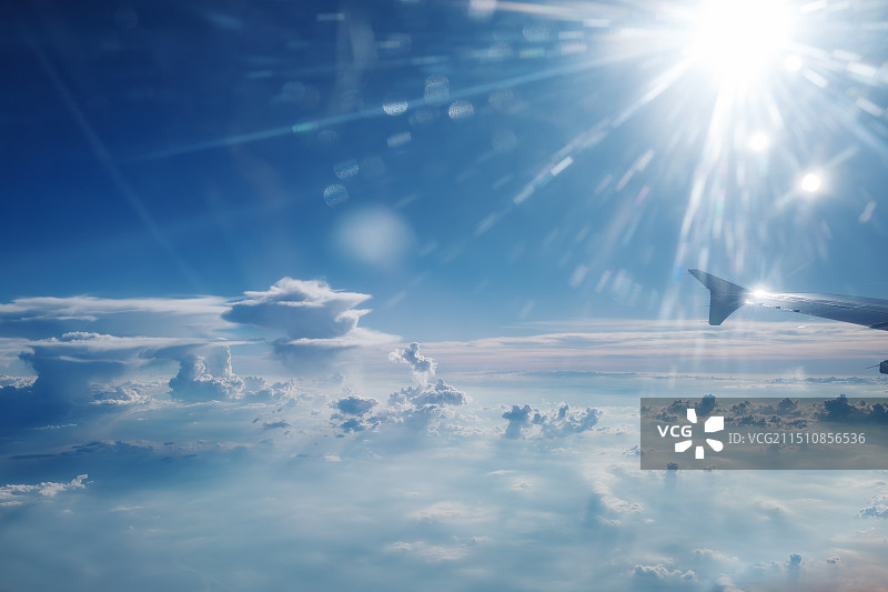 航空拍摄 珠江及广州上空的云图片素材