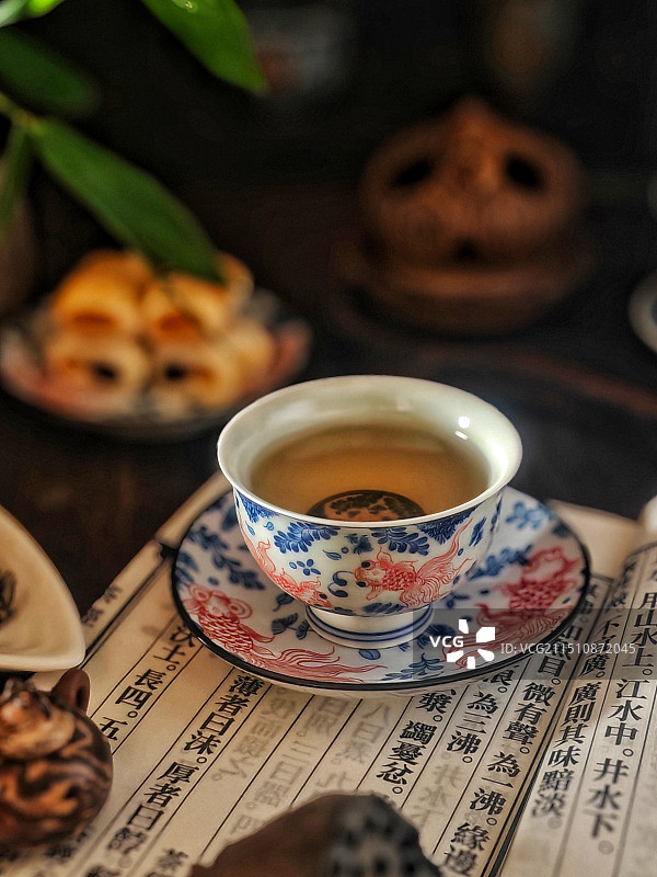 高足金鱼杯图片素材