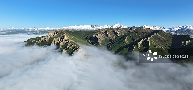 奎克乌苏石林的云雾图片素材