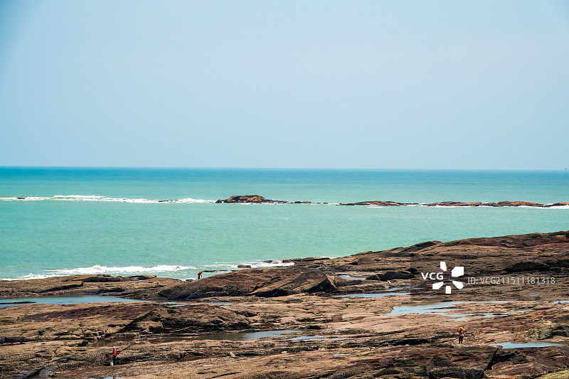 晋江围头角金沙湾，望台湾海峡图片素材