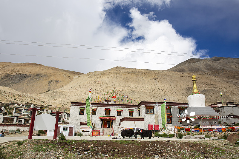 西藏日喀则绒布寺图片素材