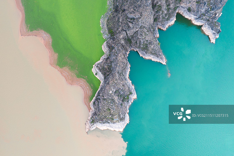 翠界融澜图片素材