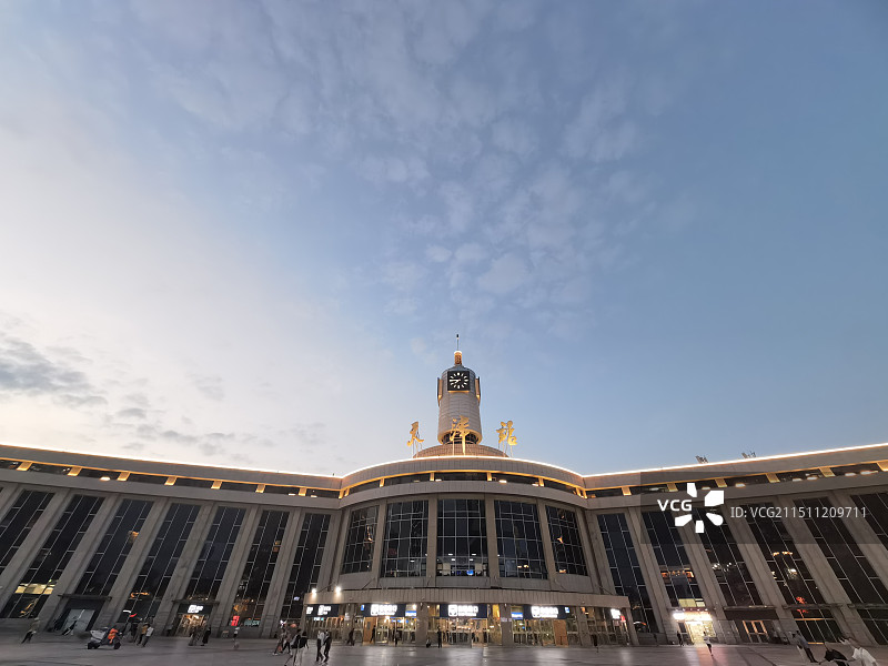 傍晚的天津站图片素材
