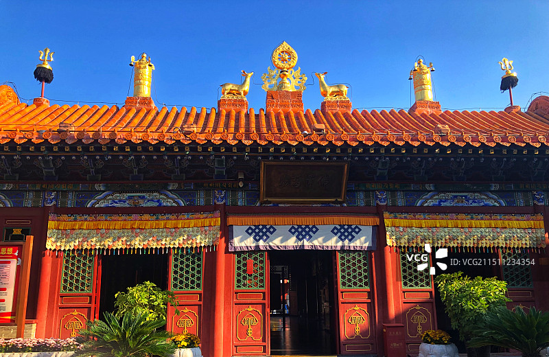 秋日里的内蒙古呼和浩特大召寺图片素材