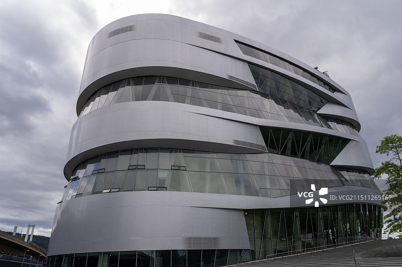 德国斯图加特，梅赛德斯奔驰博物馆图片素材