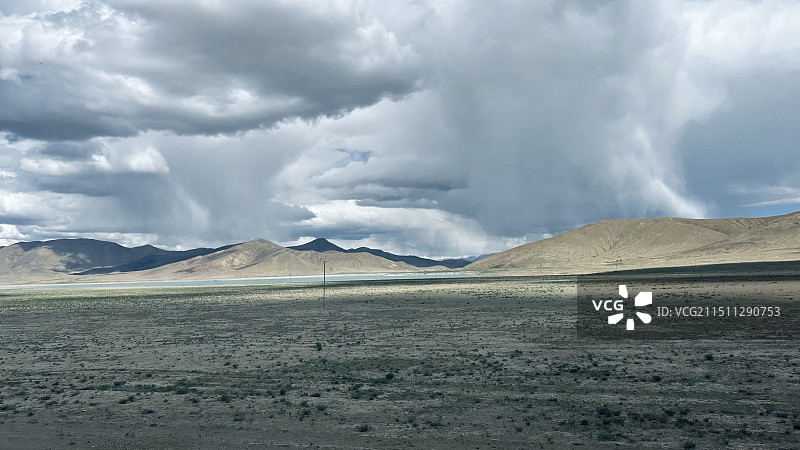 浪卡子县城图片素材