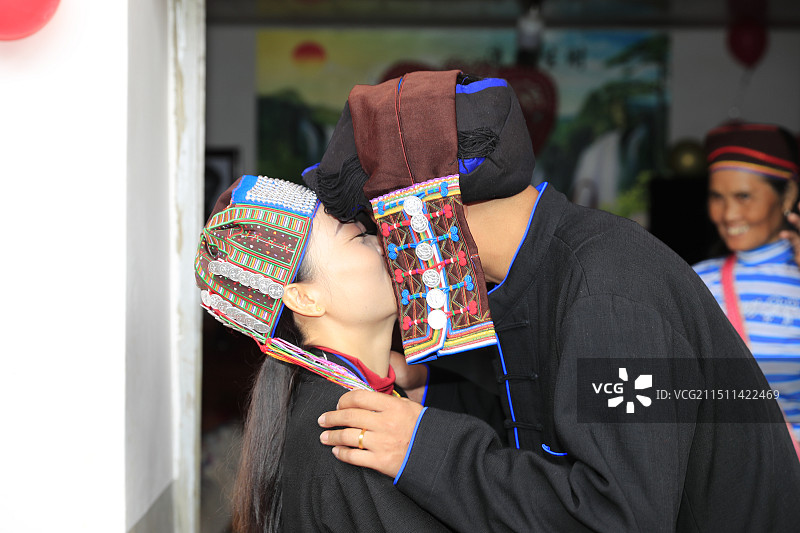 哈尼山寨迎新年图片素材