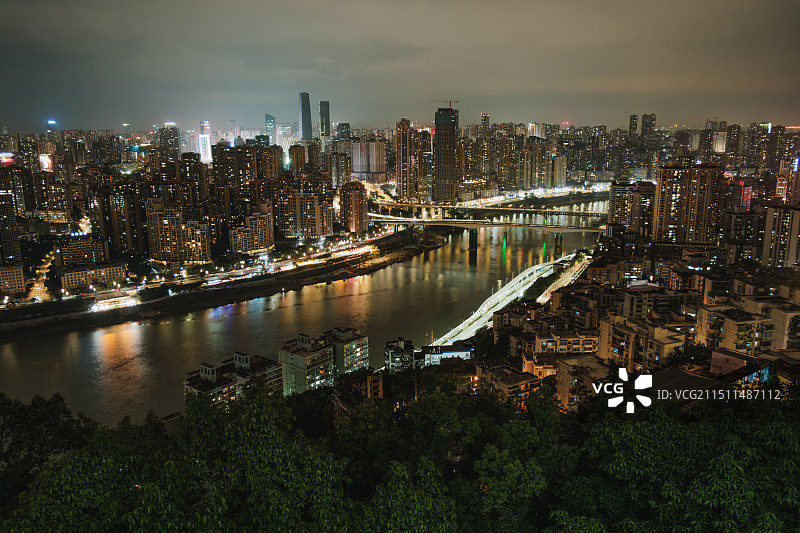 鹅岭公园瞰胜楼看重庆夜景（嘉陵江）图片素材
