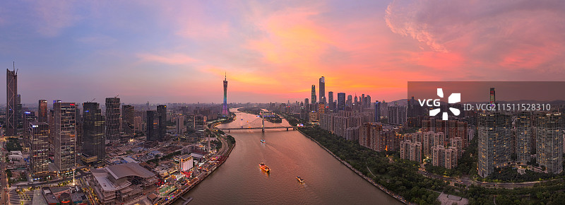 广州航拍广州塔珠江新城晚霞全景图片素材