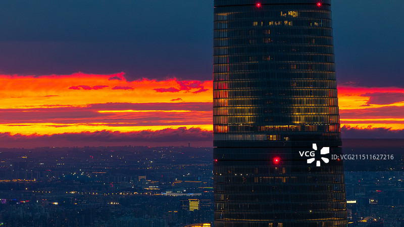 上海中心火烧云图片素材