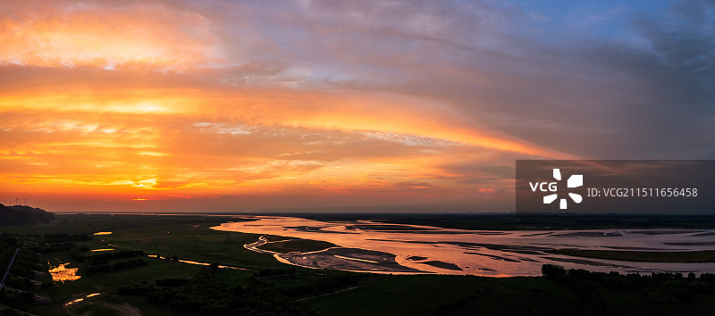 河南省郑州市荥阳市鸿沟的黄河图片素材