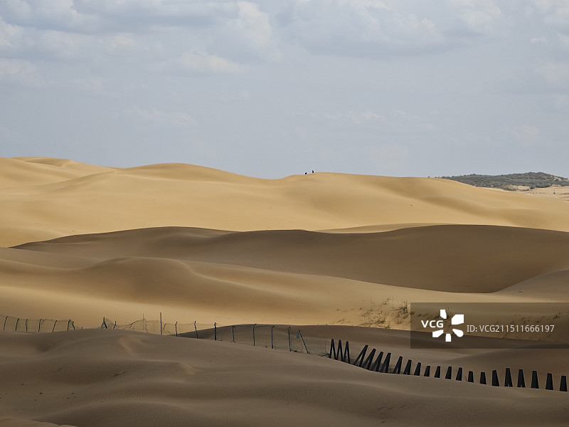 腾格里沙漠图片素材