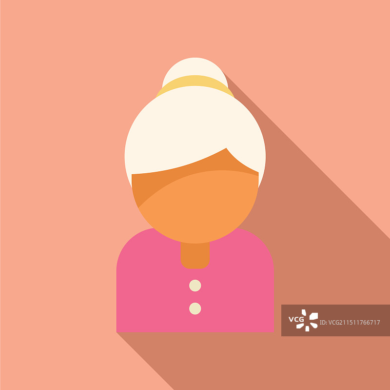 年长的女人面无表情地摆姿势图片素材