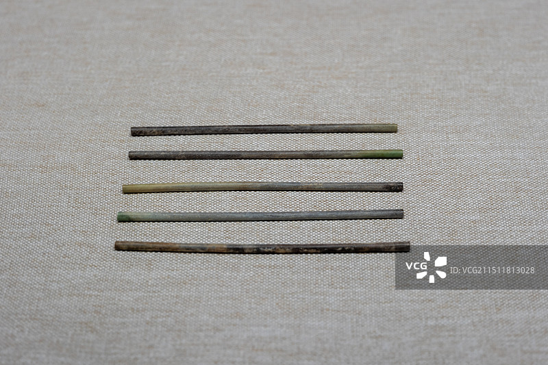 战国时期中山国出土文物古代计算工具骨算筹图片素材