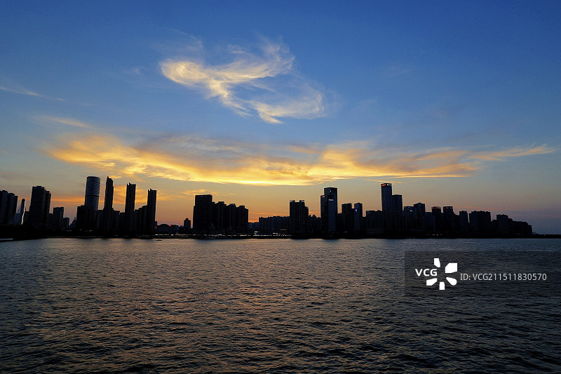 彩云飞图片素材