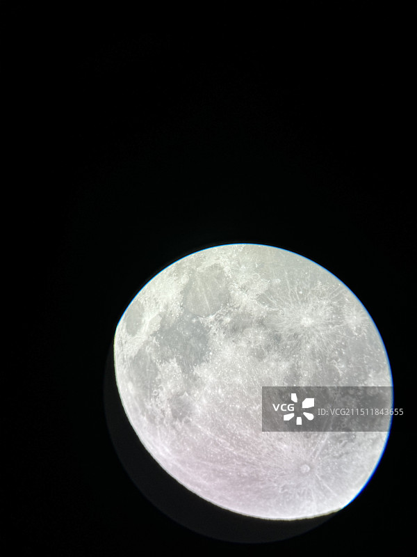 天文望远镜下的月球 月亮图片素材