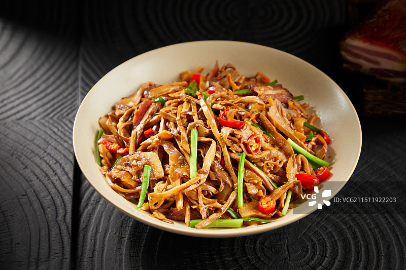 烟笋炒腊肉图片素材