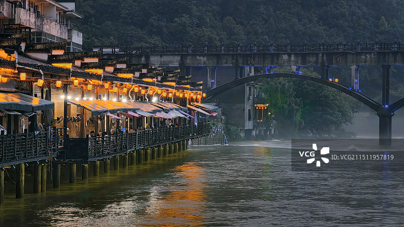 傍晚时分的瑶里古镇图片素材