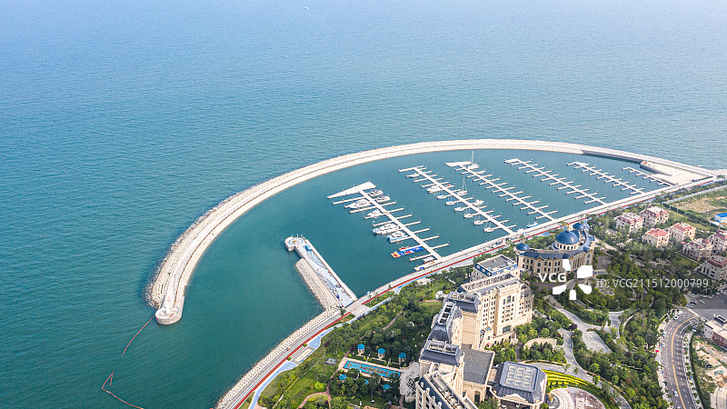中国青岛市黄岛区西海岸新区星光岛图片素材