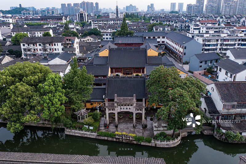 浙江绍兴越城区龙华古寺景观图片素材