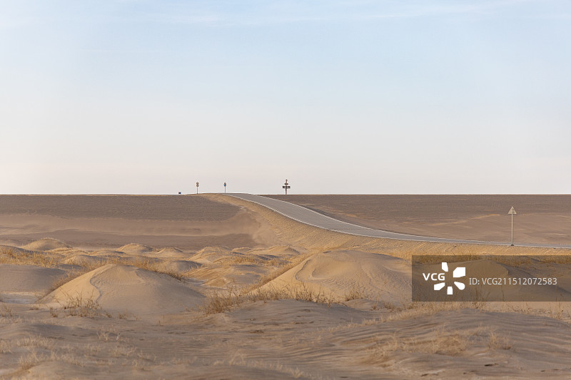 敦煌鸣沙山图片素材