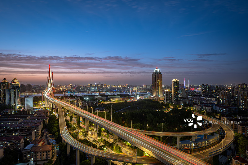 Yangpu Bridge（杨浦大桥车流）图片素材