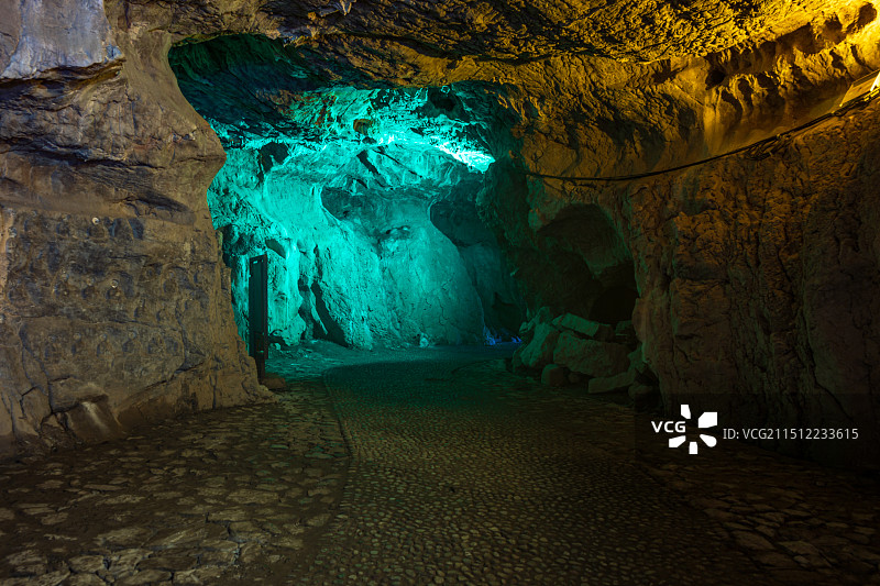 合肥4A紫微洞风景区-王乔洞石窟图片素材