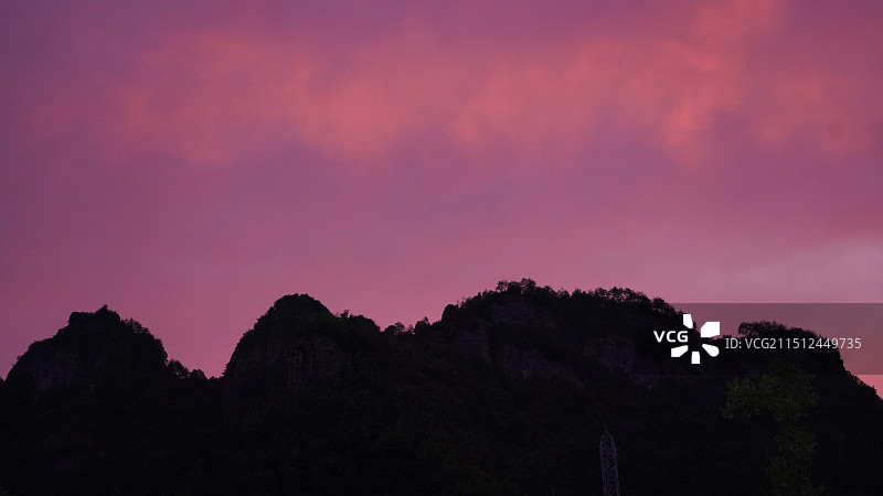 新昌十九峰景区晚霞图片素材