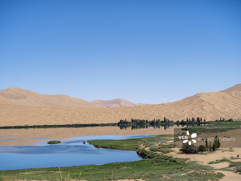 巴丹吉林沙漠之旅图片素材