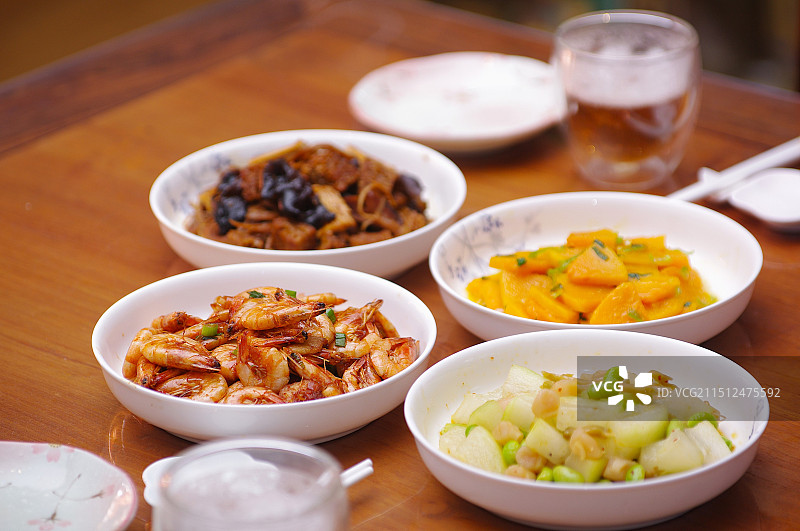 午餐时刻图片素材