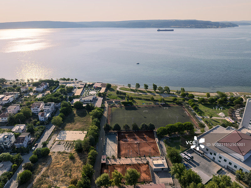 土耳其西部港口城市恰纳卡莱，爱琴海，达达尼尔海峡，科贾河口图片素材