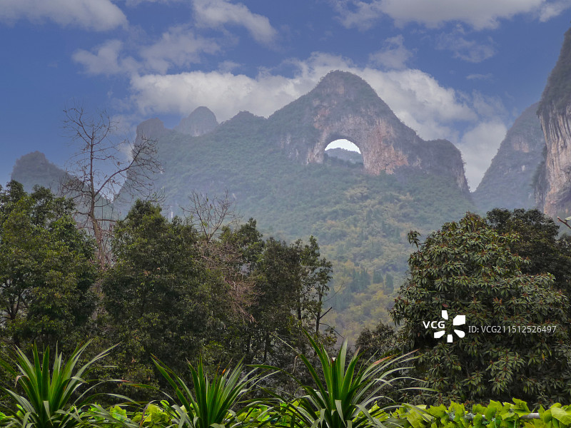 桂林月亮山图片素材