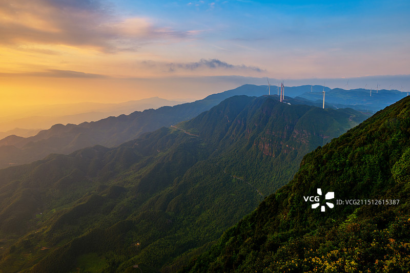 乌蒙大草原之晨图片素材
