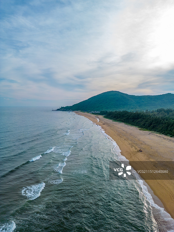 广东省阳江市海陵岛东岛航拍海滩风光图片素材
