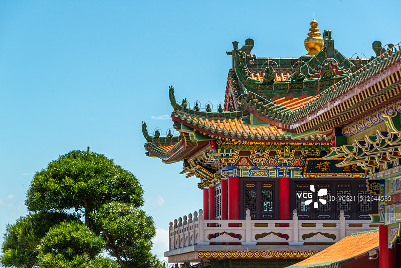 广东省阳江市阳东区珍珠湾飞龙寺古建筑局部图片素材