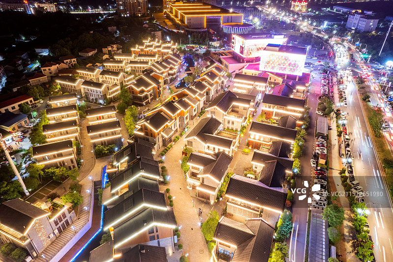 中国醴陵五彩陶瓷特色小镇夜景图片素材