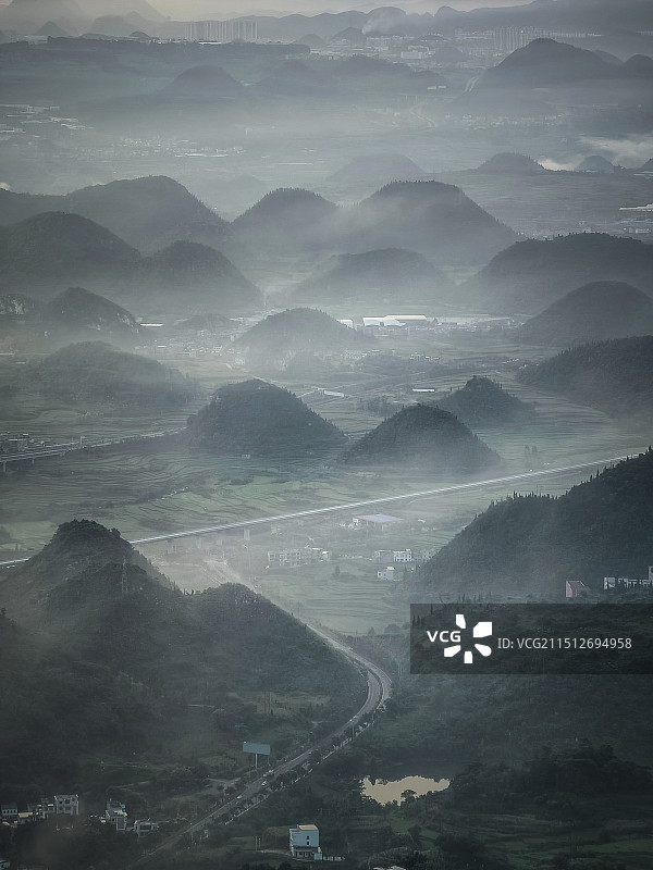 水墨江山《兴义市》图片素材